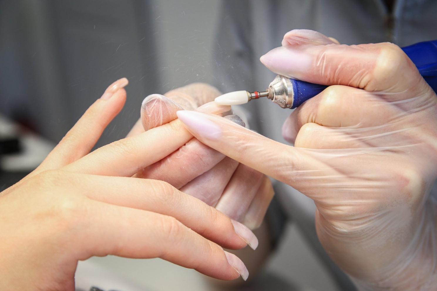 Schüler und Dozent beim praktischen Training