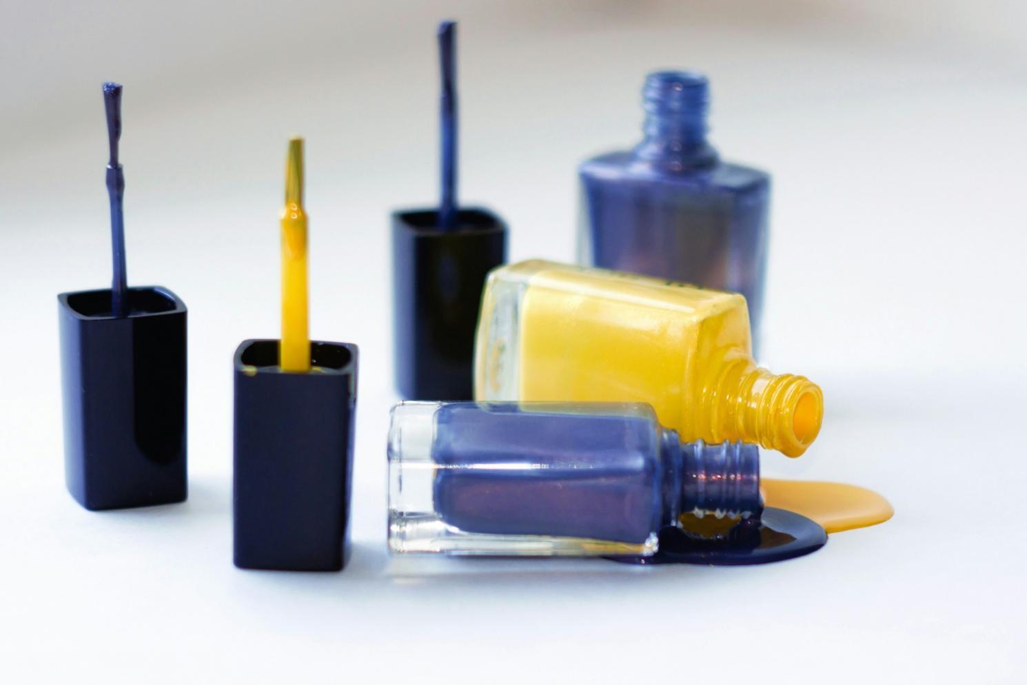 Professionelle Maniküre-Technik im Workshop